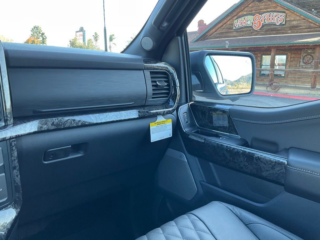 2025 Ford F-150 XLT - Photo 56