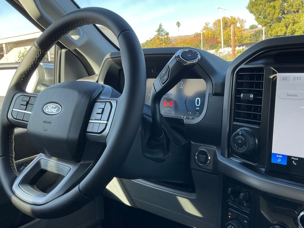 2025 Ford F-150 XLT - Photo 48