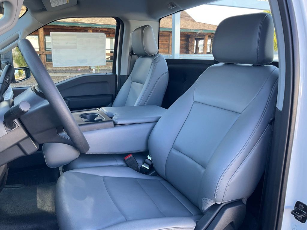 2025 Ford F-350 Super Duty Chassis Cab XL - Photo 46