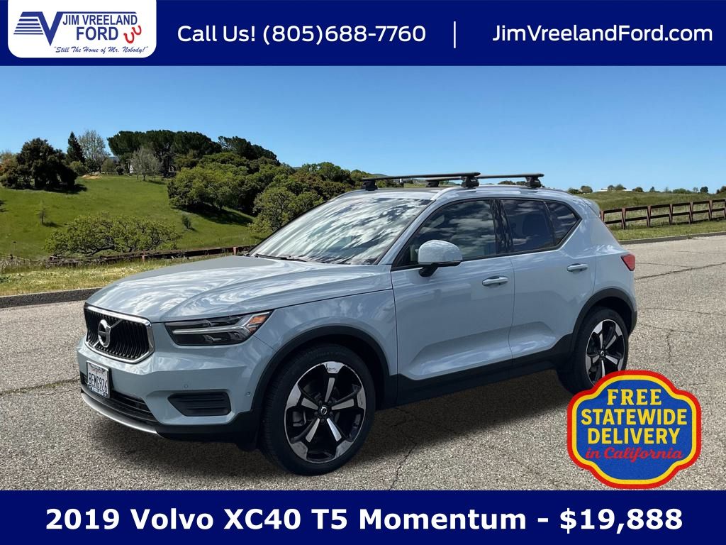 2019 Volvo XC40 Momentum