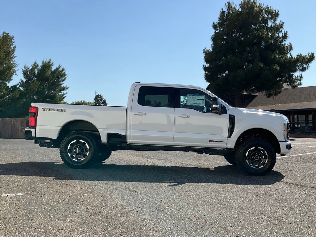 2024 Ford F-350 Super Duty Lariat