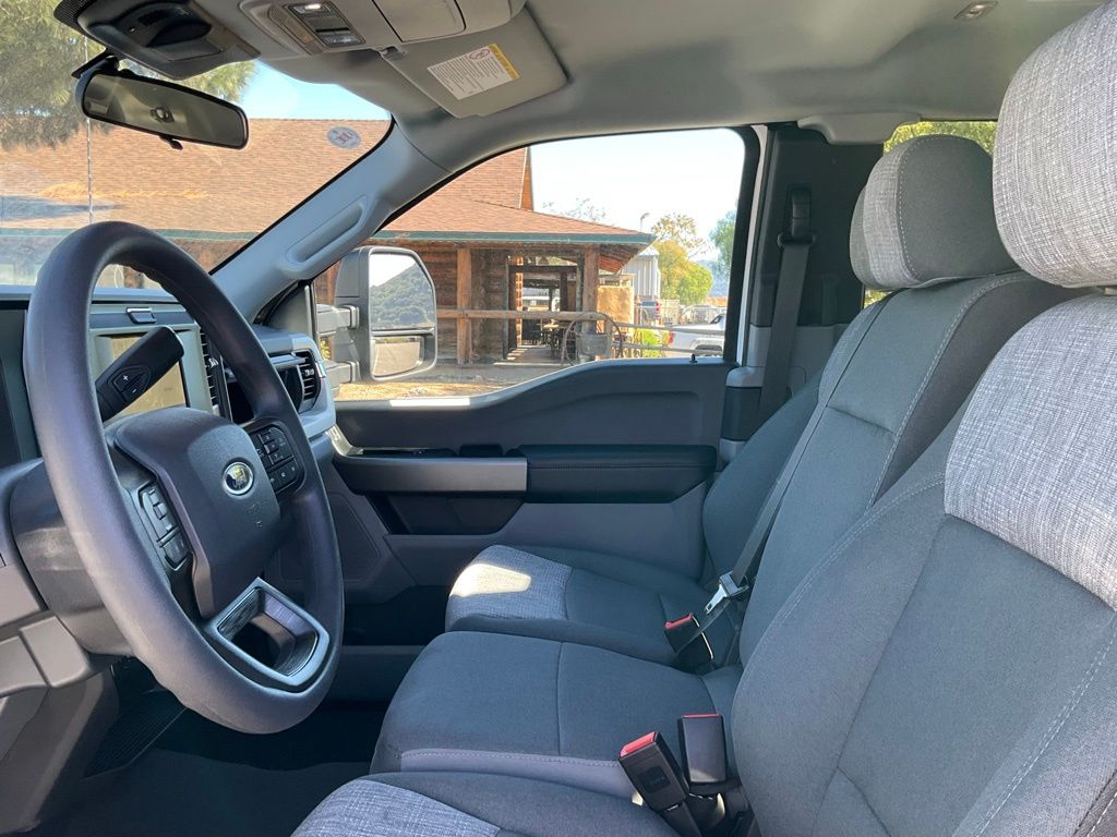 2026 Ford F-250 Super Duty XLT - Photo 39