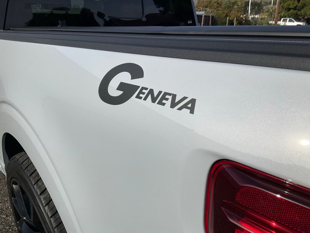2025 Ford F-150 XLT - Photo 15