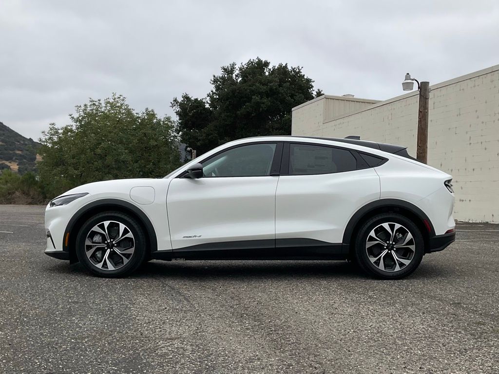2025 Ford Mustang Mach-E Select