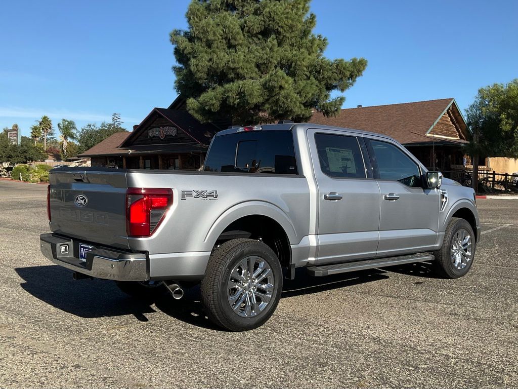 2025 Ford F-150 XLT - Photo 6