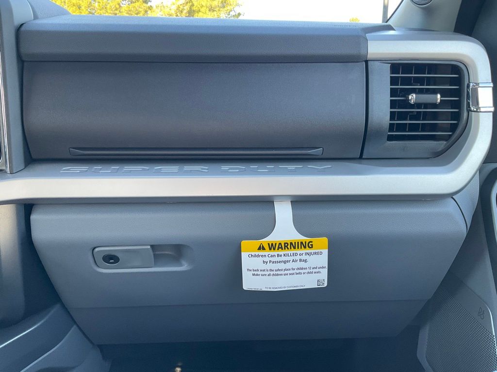 2025 Ford F-250 Super Duty XLT - Photo 49
