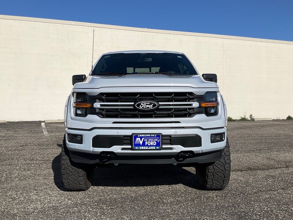 2025 Ford F-150 XLT - Photo 18