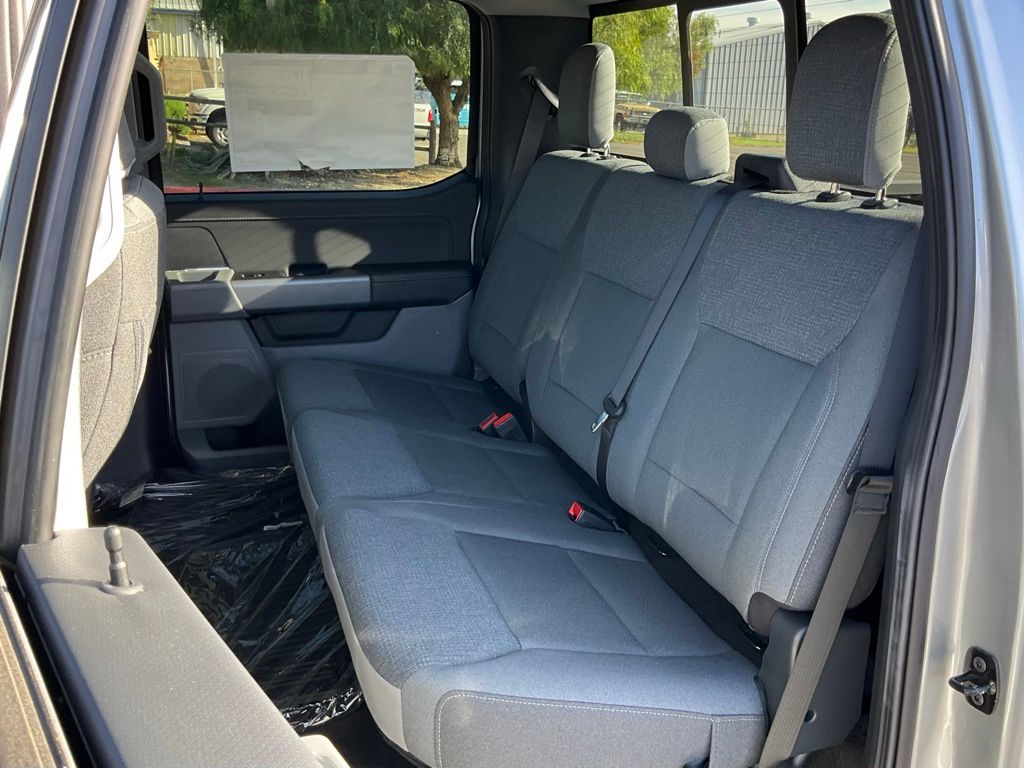 2025 Ford F-150 XLT - Photo 27