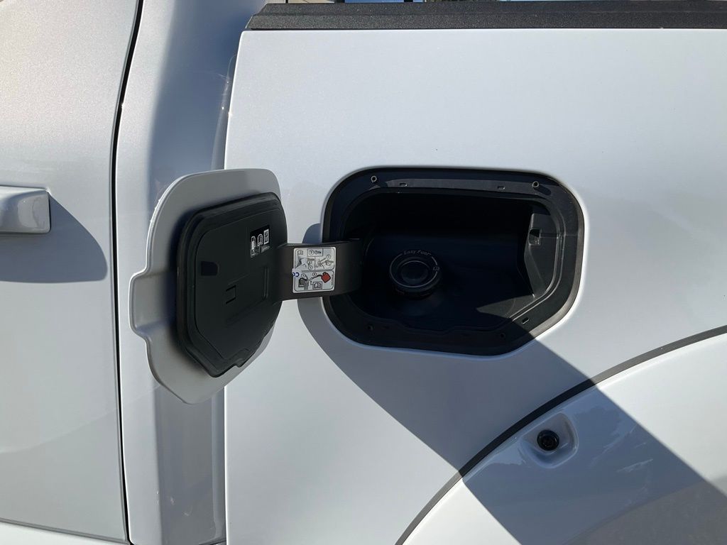2025 Ford F-150 XLT - Photo 26
