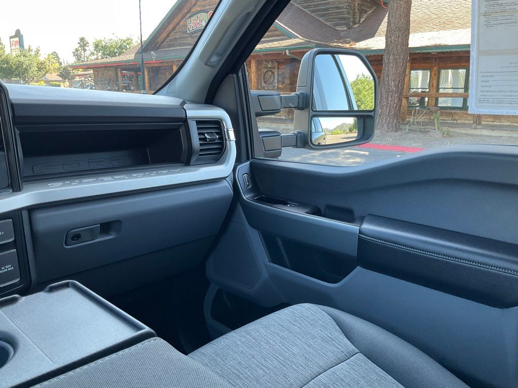 2024 Ford F-250 Super Duty XL - Photo 55