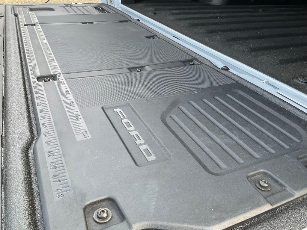 2025 Ford F-150 XLT - Photo 21