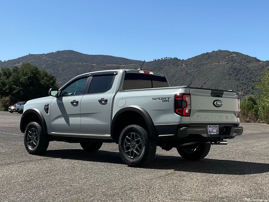 2024 Ford Ranger XLT photo 3