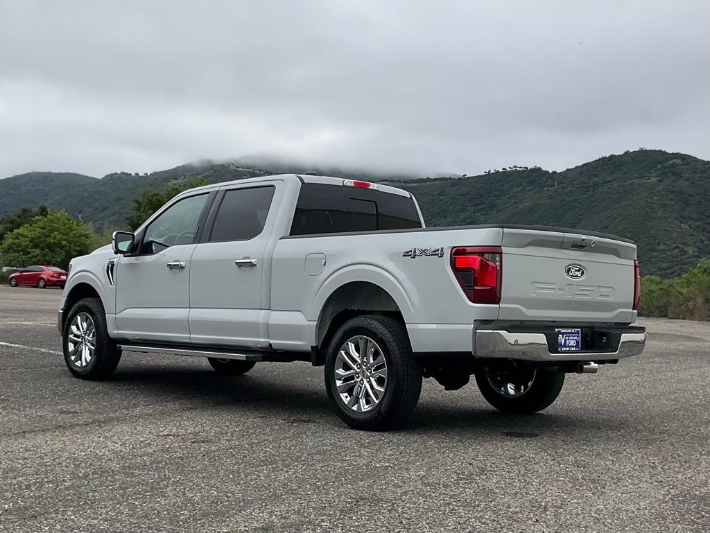 2024 Ford F-150 XLT photo 4