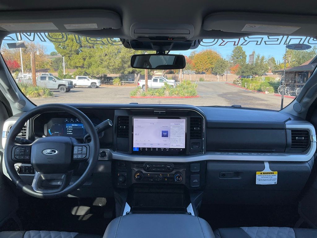 2025 Ford F-250 Super Duty XLT - Photo 41