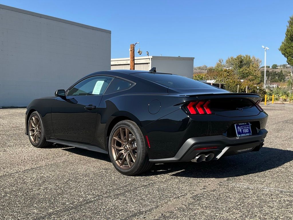 2026 Ford Mustang EcoBoost photo 4