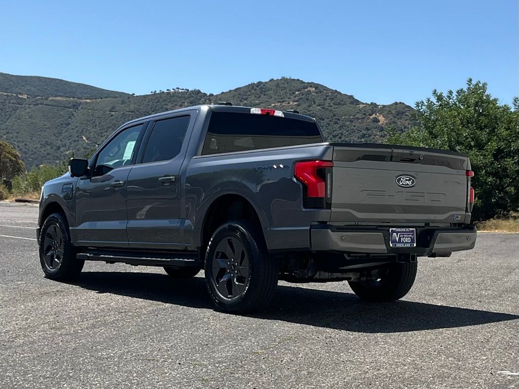 2024 Ford F-150 Lightning Flash