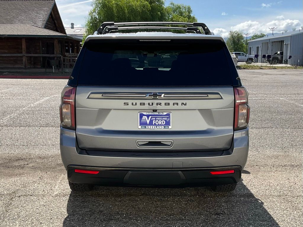 2021 Chevrolet Suburban Z71 photo 4