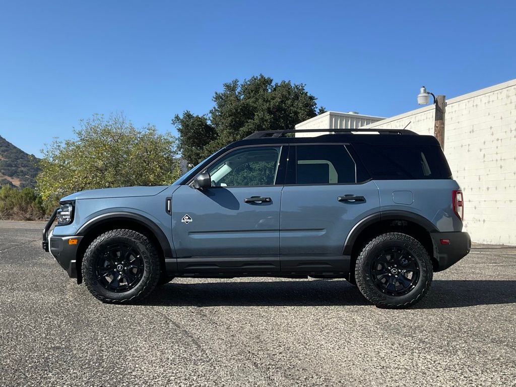 2025 Ford Bronco Sport Outer Banks photo 3