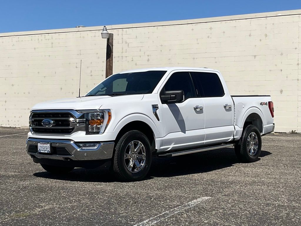 2022 Ford F-150 XLT photo 2