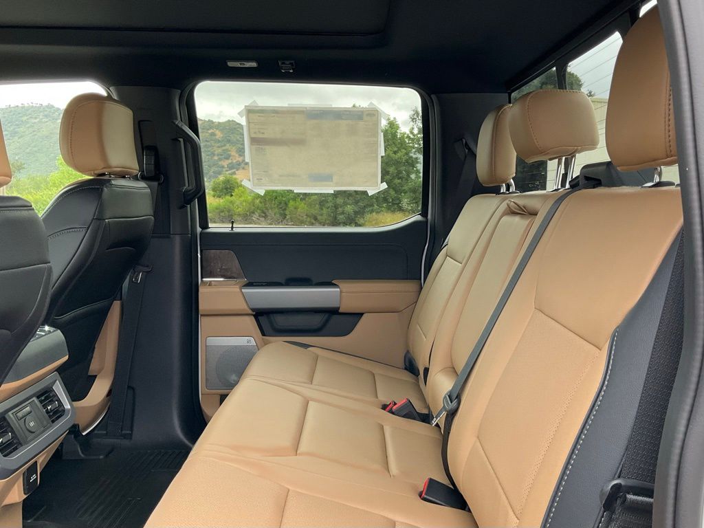 2026 Ford F-350 Super Duty Lariat - Photo 23