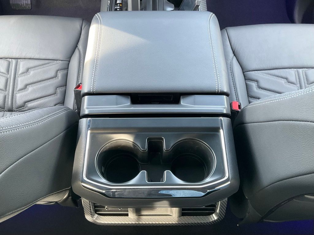 2025 Ford F-150 XLT - Photo 36