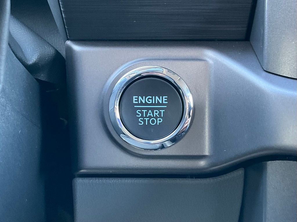 2025 Ford F-150 XLT - Photo 24