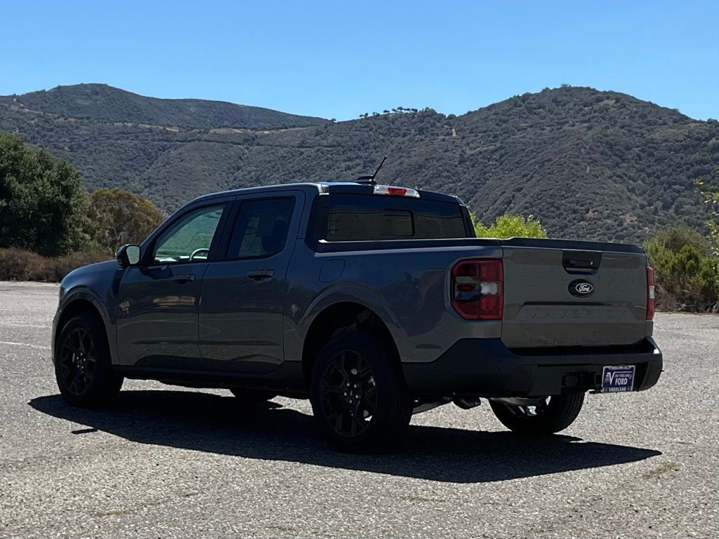 New 2025 Ford Maverick Lariat TRUCK