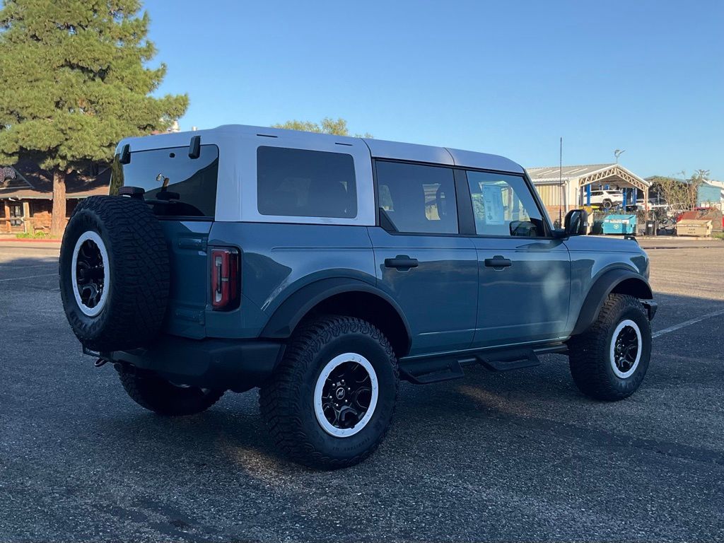 2023 Ford Bronco Wildtrak photo 4