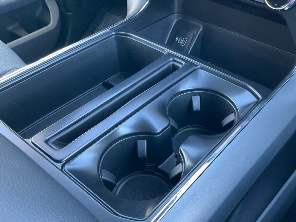 2025 Ford F-150 XLT - Photo 47