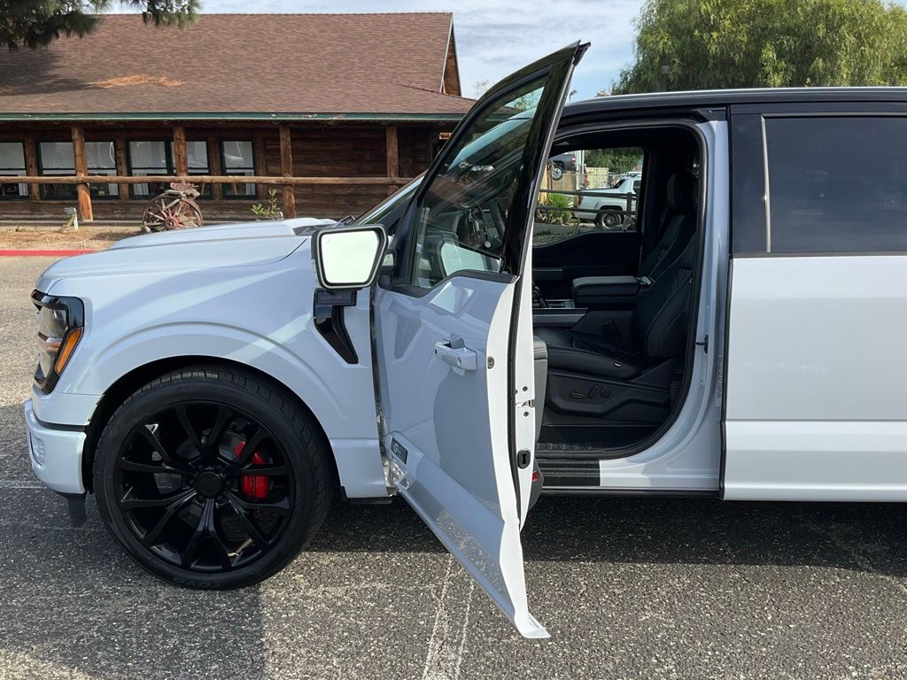2025 Ford F-150 XLT - Photo 57