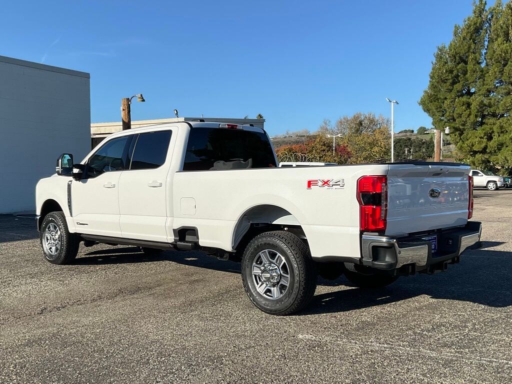 New 2026 Ford Super Duty F-350 Lariat TRUCK