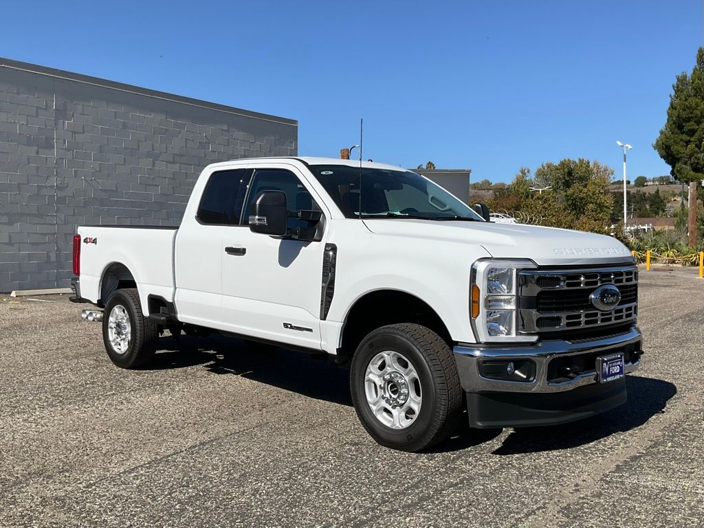 2026 Ford F-250 Super Duty XLT - Photo 8