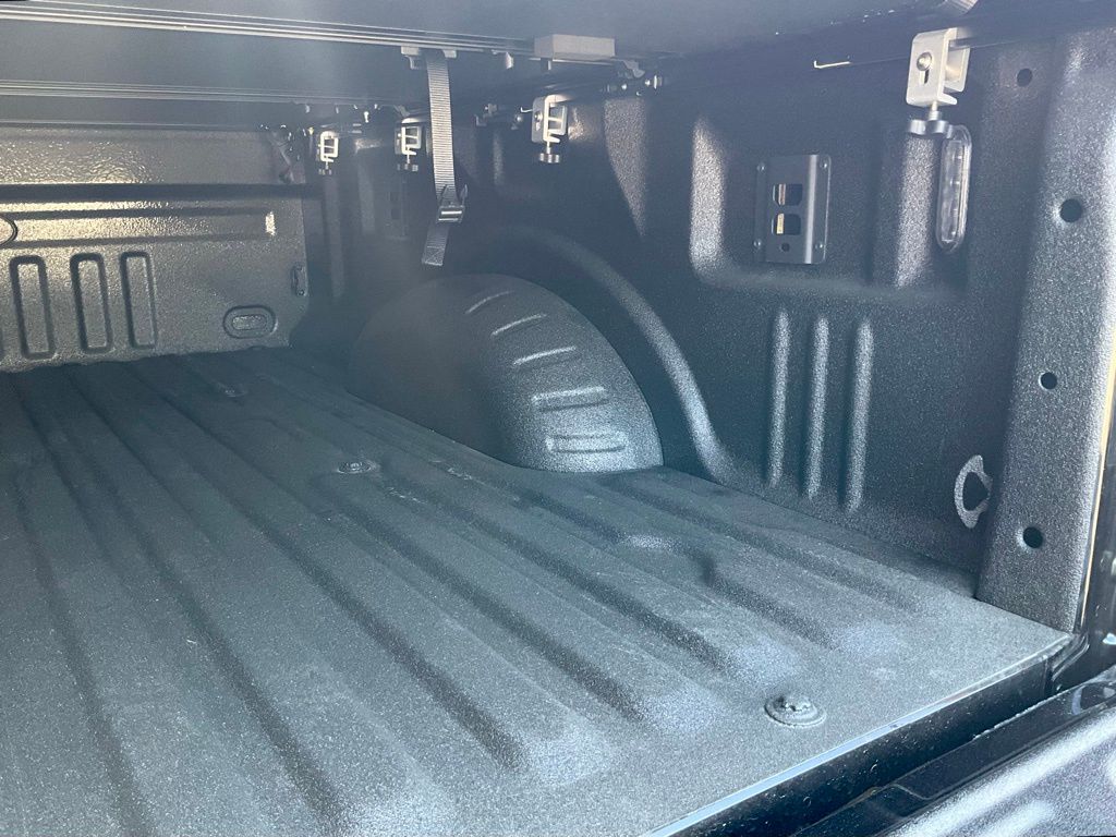 2025 Ford F-250 Super Duty XLT - Photo 24