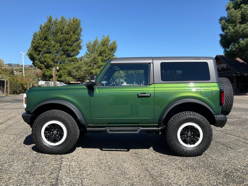 2023 Ford Bronco Badlands photo 3