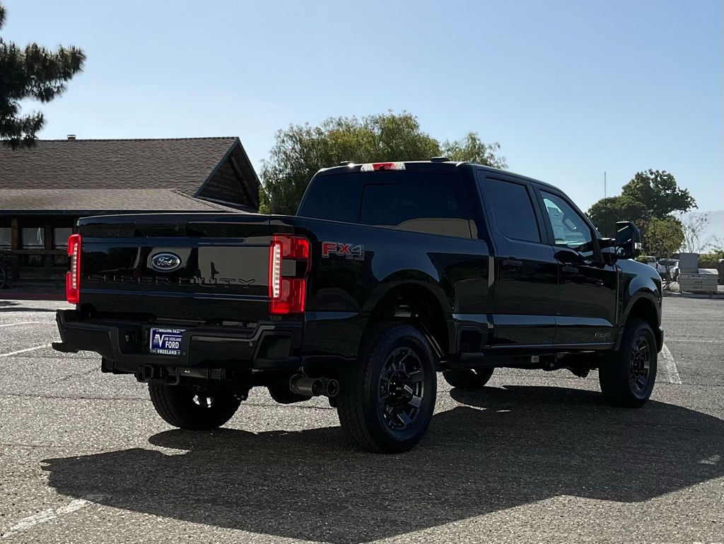 2024 Ford F-250 XL photo 4