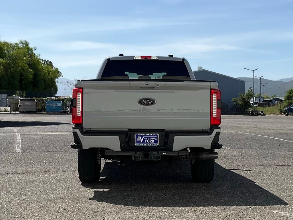 2025 Ford F-250 Super Duty XLT