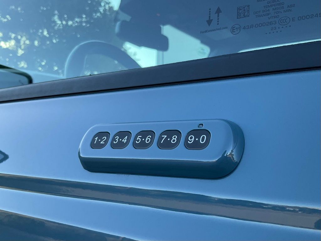 2023 Ford Bronco 4-Door Wildtrak - Photo 12