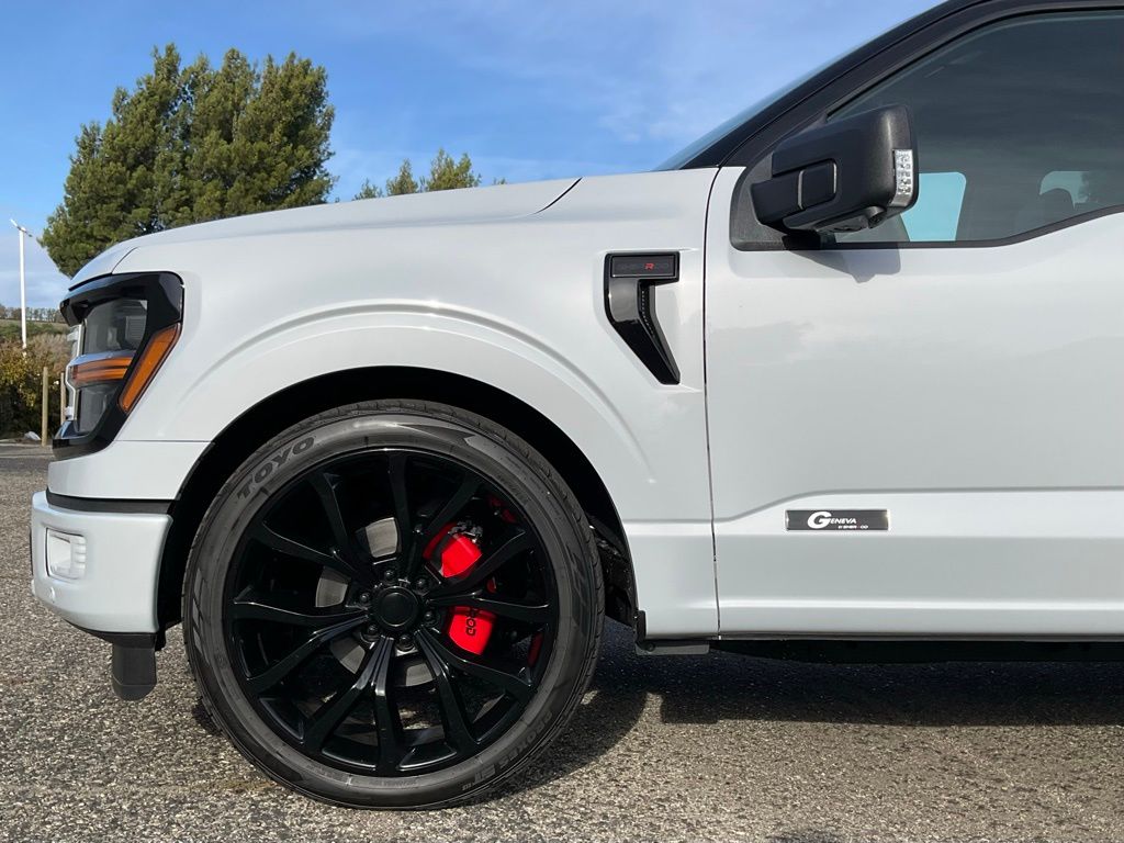 2025 Ford F-150 XLT - Photo 10