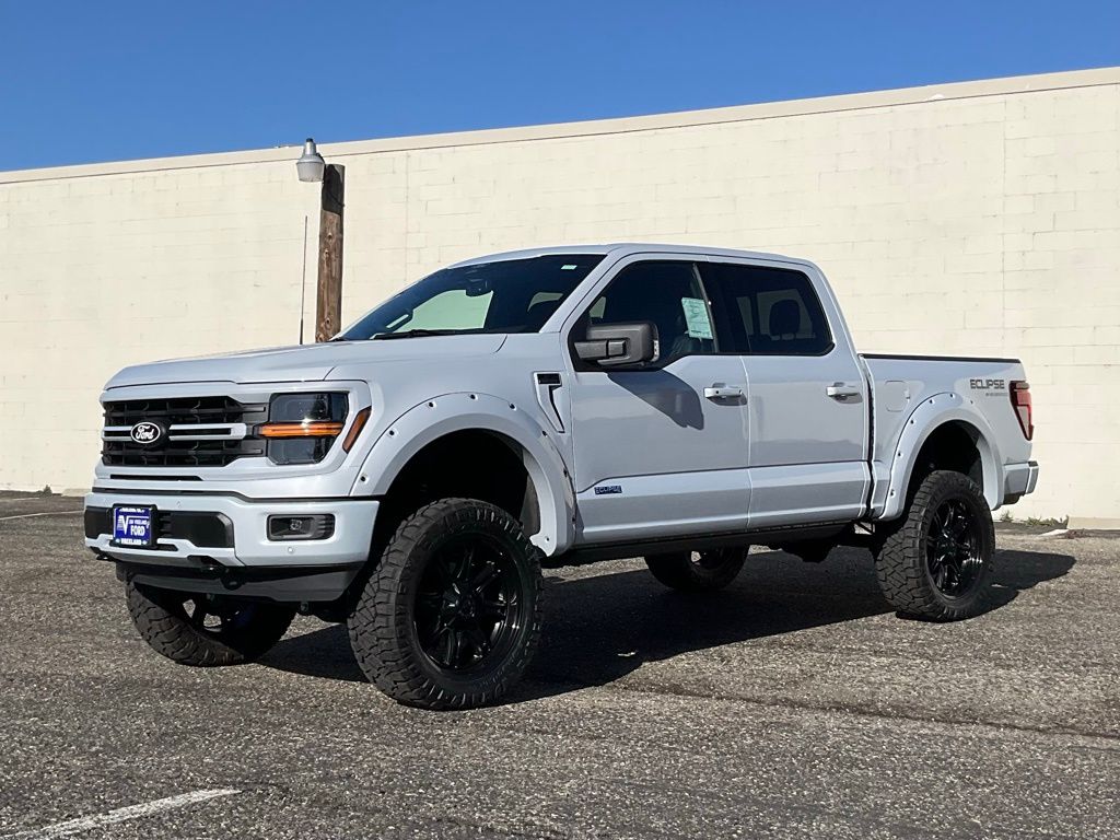 2025 Ford F-150 XLT - Photo 3