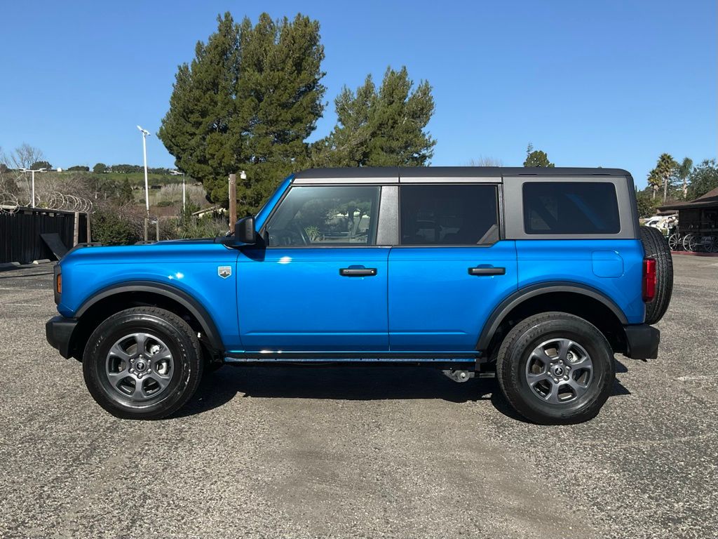 2025 Ford Bronco Big Bend photo 2