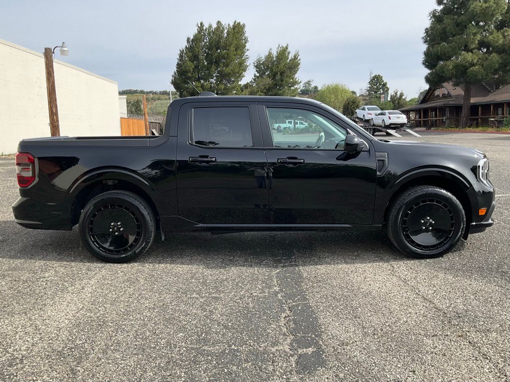 2025 Ford Maverick Lobo High photo 6
