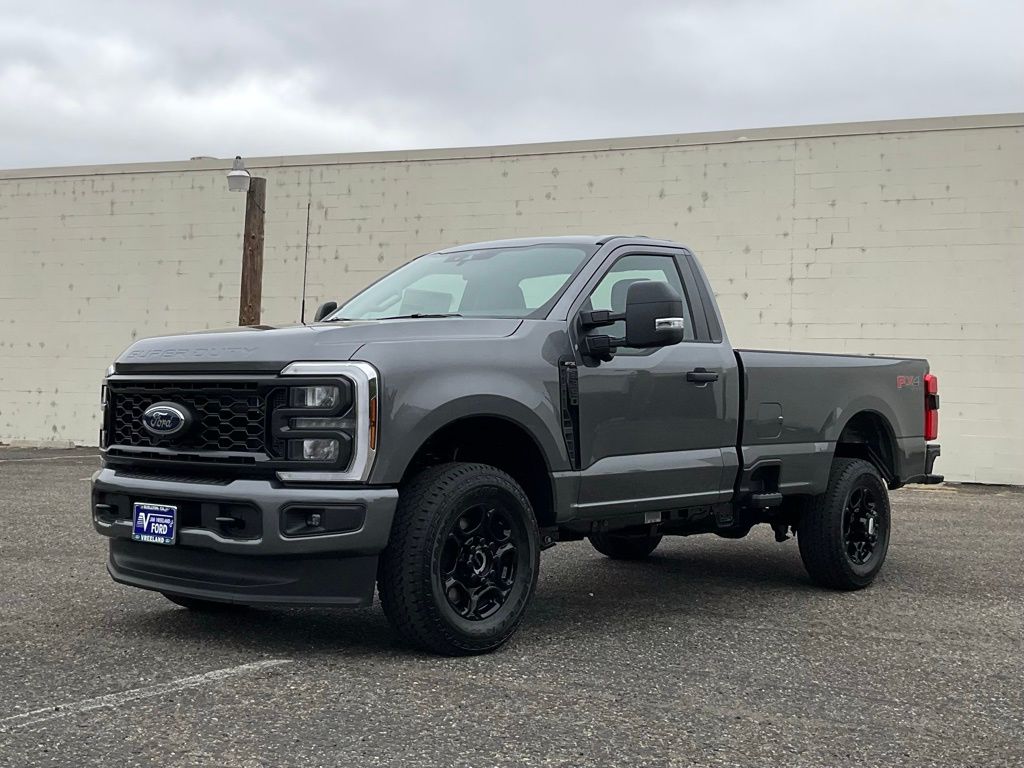 2025 Ford F-350 XL photo 2