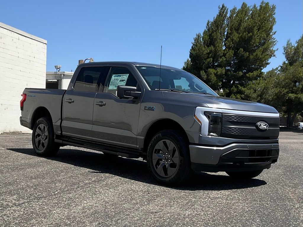 2024 Ford F-150 Lightning Flash