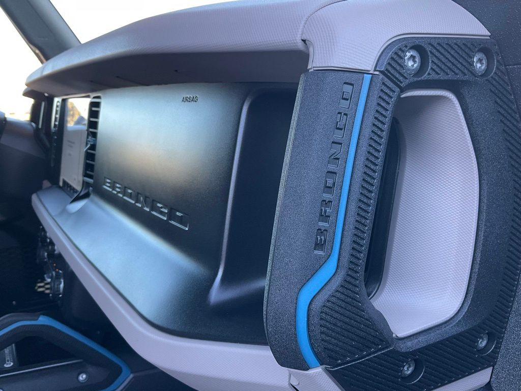 2023 Ford Bronco 4-Door Wildtrak - Photo 47