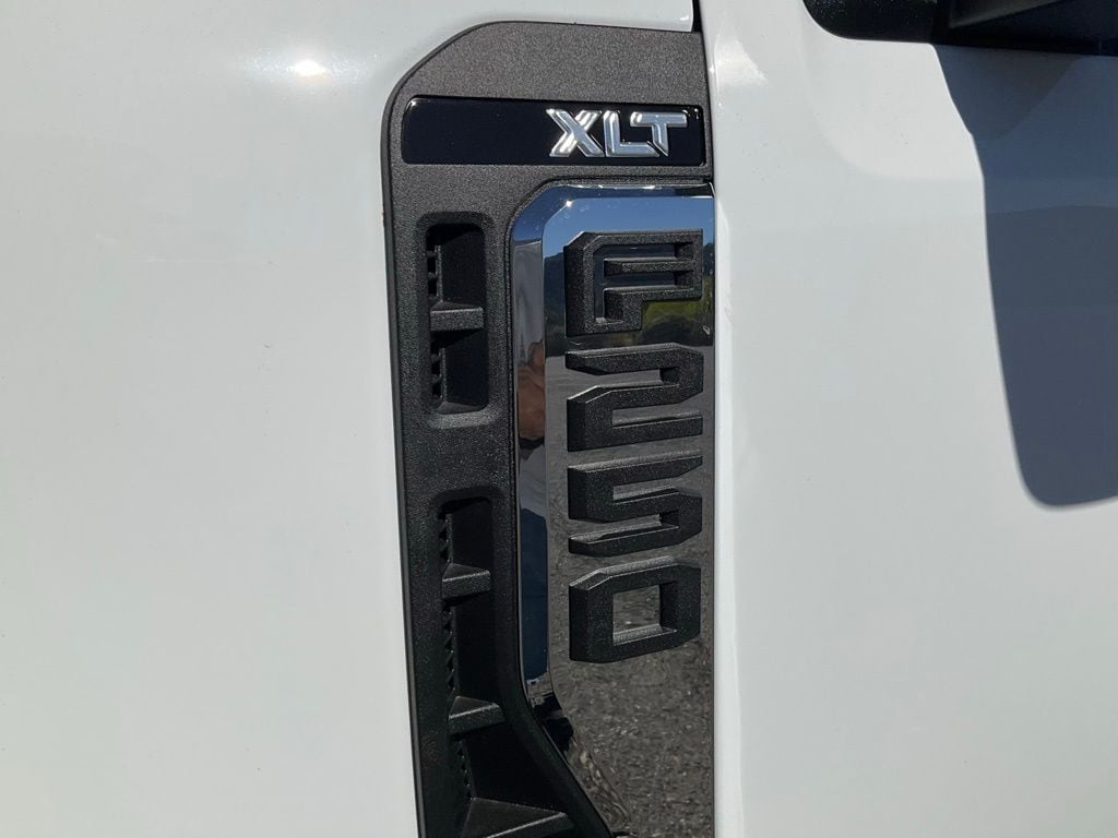 2026 Ford F-250 Super Duty XLT - Photo 11