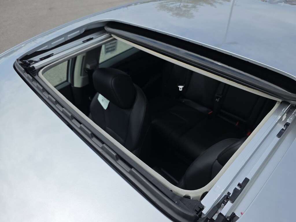 2025 Honda Accord Hybrid Touring photo 3