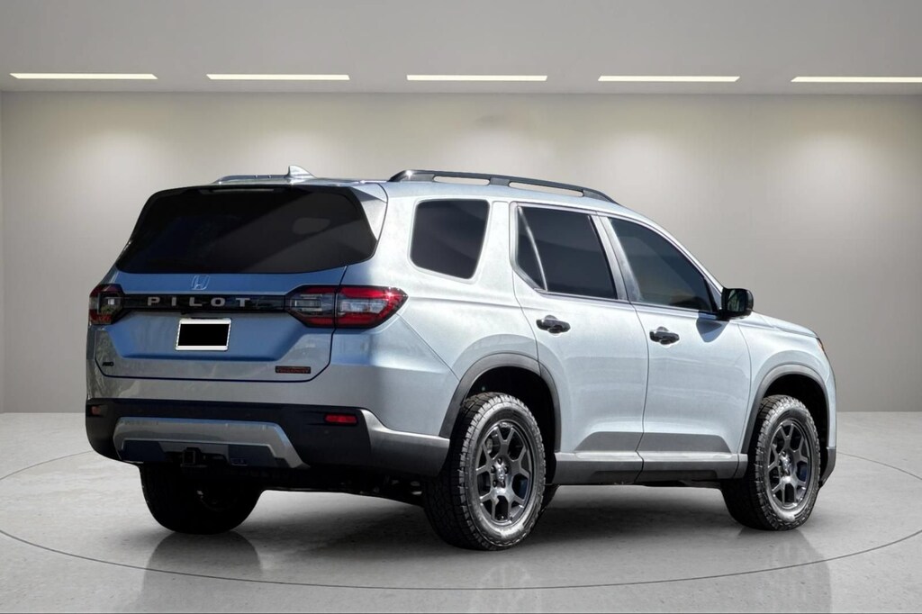 New 2026 Honda Pilot TrailSport SUV