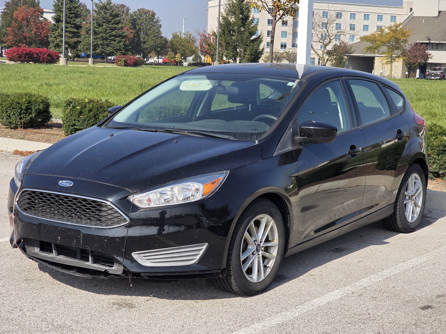 Used 2018 Ford Focus SE with VIN 1FADP3K27JL226314 for sale in Maumee, OH