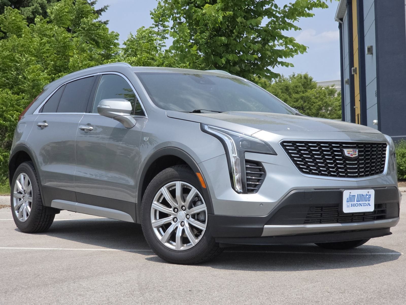 Used 2023 Cadillac XT4 Premium Luxury with VIN 1GYFZCR49PF165151 for sale in Maumee, OH