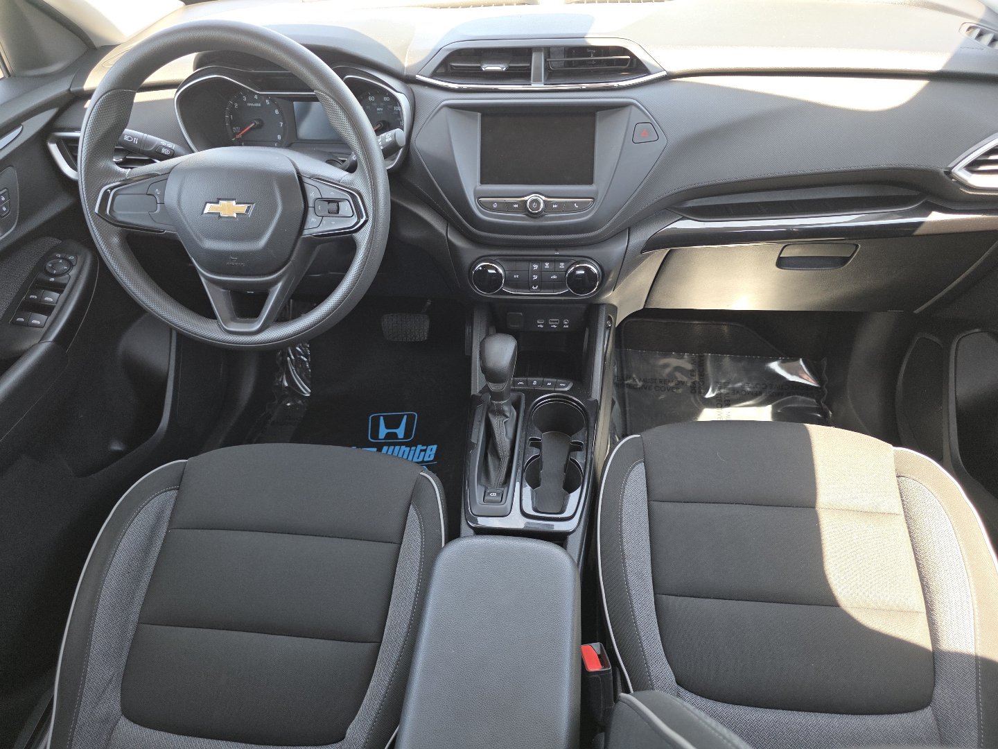 2023 Chevrolet TrailBlazer LS - Photo 20